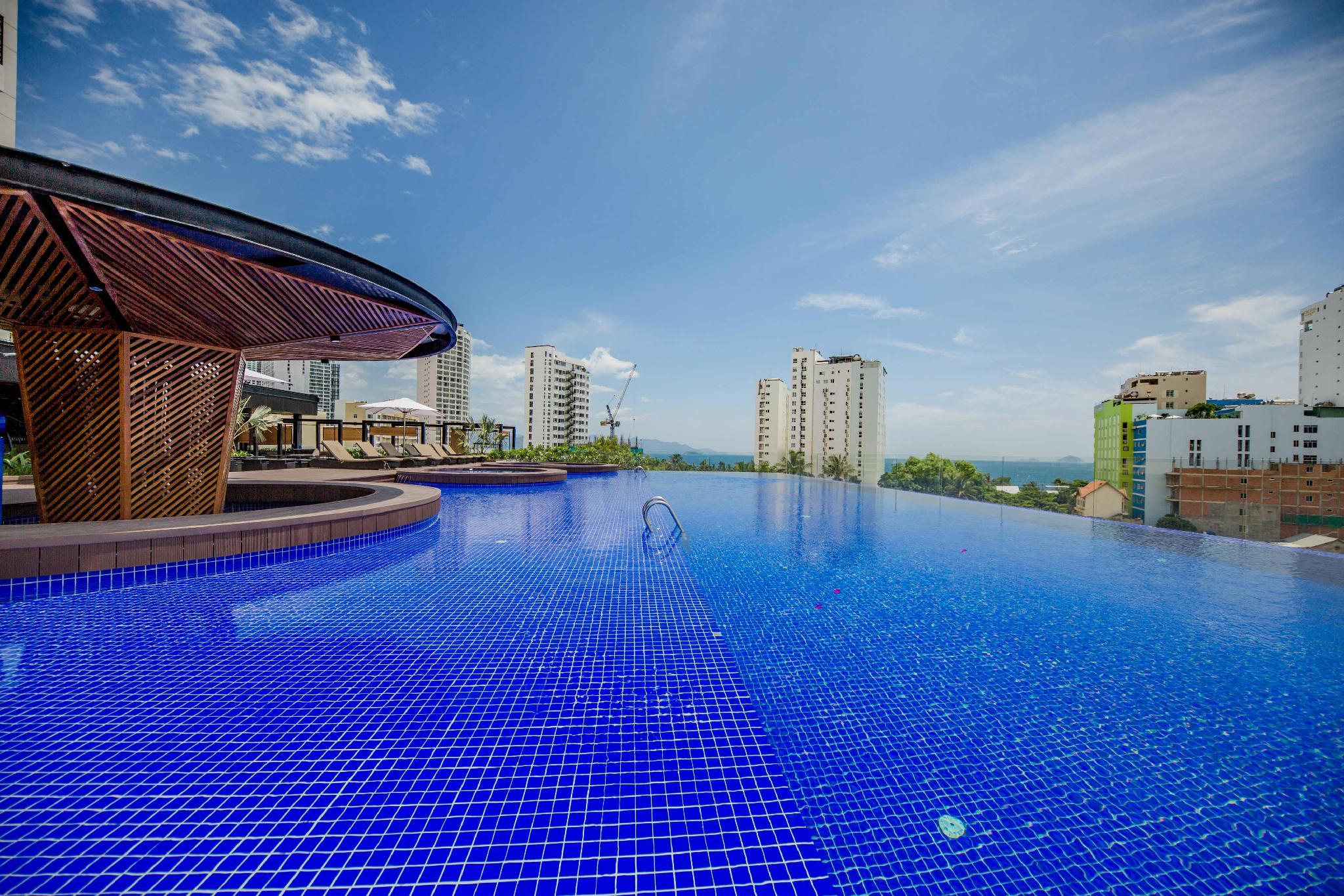 โรงแรมควินเทอร์ เซ็นทรัล ยาจาง ญาจาง ภายนอก รูปภาพ